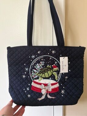 NWT Vera Bradley Small Vera Navy Tote with Christmas Turtle embroidery